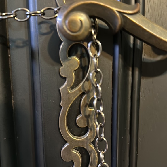 NWT cross body bag 7”x5.5” these are the cutest bags. - Picture 3 of 6